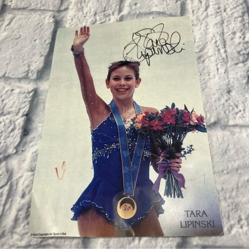 Tara Lipinski signed photo ephemera historic vintage photographs ice skating